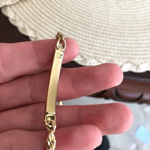 Speidel USA Gold Tone Lynda Bracelet - Picture 2 of 5